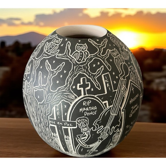 Mata Ortiz Pottery Hilario Quezada Jr Vase Olla Day Of Dead Night Mexican Art - Picture 3 of 10